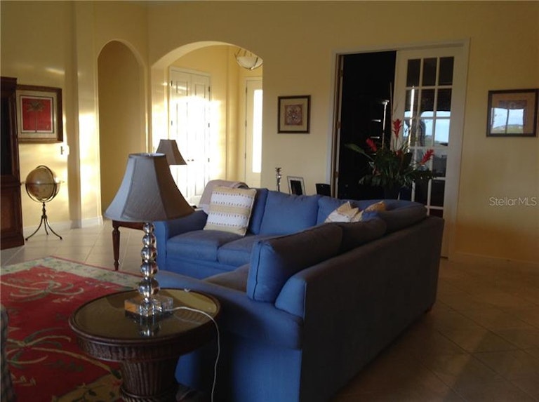 Photo 3 of 25 - 2536 Squaw Crk, Clermont, FL 34711