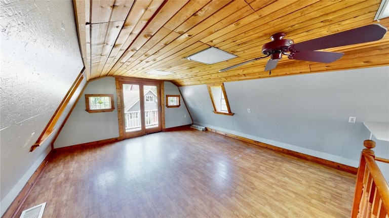 Photo 34 of 39 - 11306 Cedarwood Dr, Humble, TX 77338