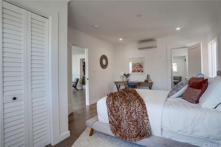 Photo 33 of 75 - 1441 W 52nd St, Los Angeles, CA 90062