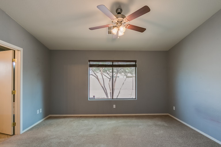 Photo 14 of 31 - 9920 W Hess St, Tolleson, AZ 85353