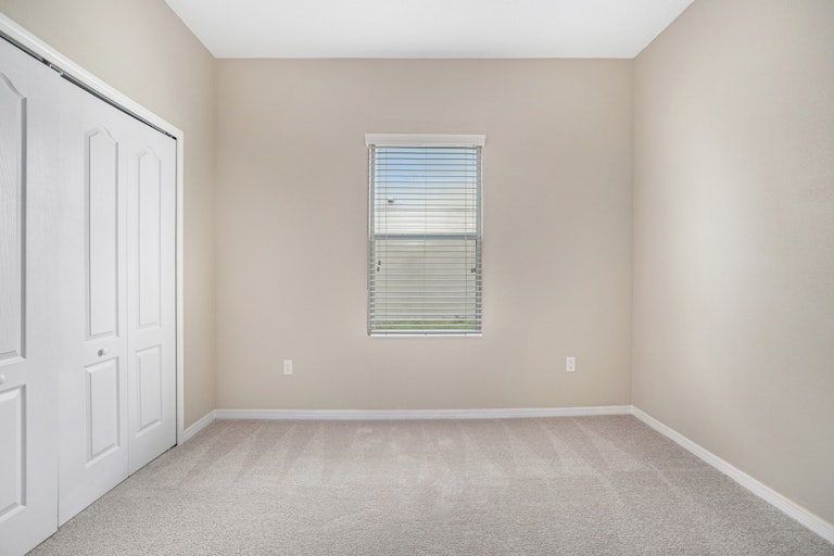 Photo 11 of 18 - 10838 Standing Stone Dr, Wimauma, FL 33598