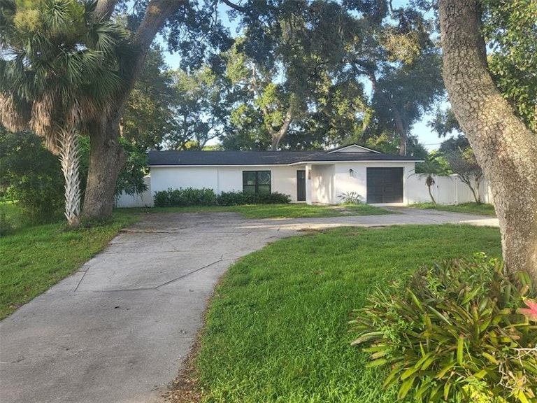 Photo 1 of 1 - 2824 W Paxton Ave, Tampa, FL 33611