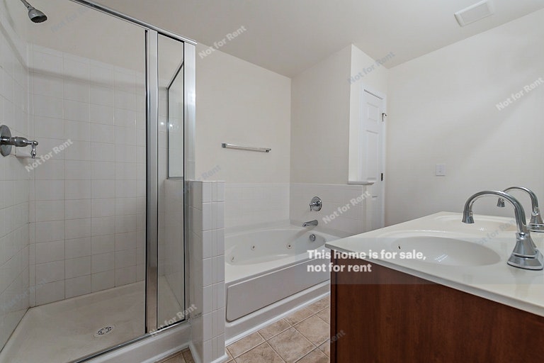 Photo 4 of 15 - 401 Coalinga Ln #108, Raleigh, NC 27610