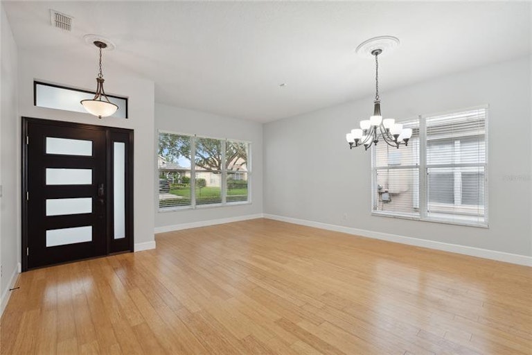 Photo 2 of 21 - 1284 Chessington Cir, Lake Mary, FL 32746