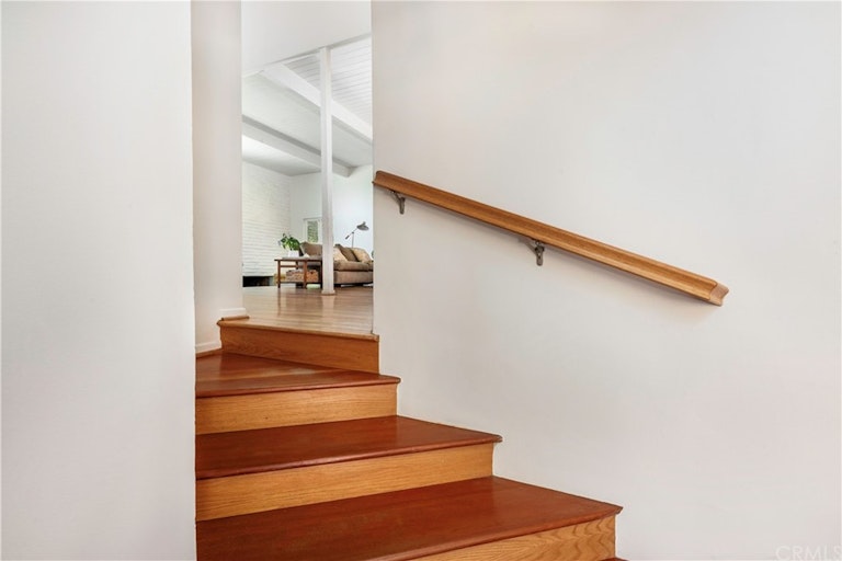 Photo 21 of 32 - 1500 Crestview Ave, Seal Beach, CA 90740