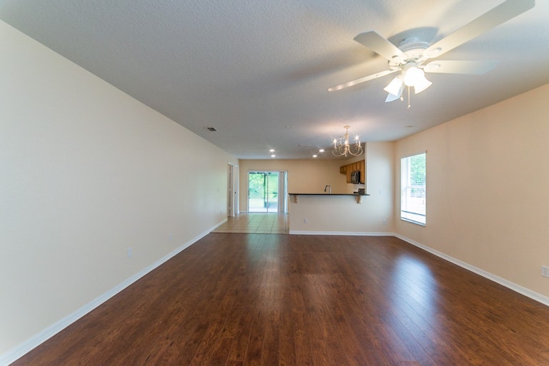 Photo 2 of 19 - 226 Windrose Dr, Orlando, FL 32824