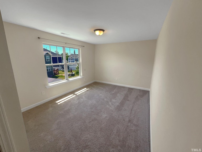 Photo 16 of 23 - 4005 Manderleigh Dr, Knightdale, NC 27545
