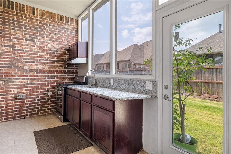 Photo 32 of 36 - 2317 Prairie Glen St, The Colony, TX 75056