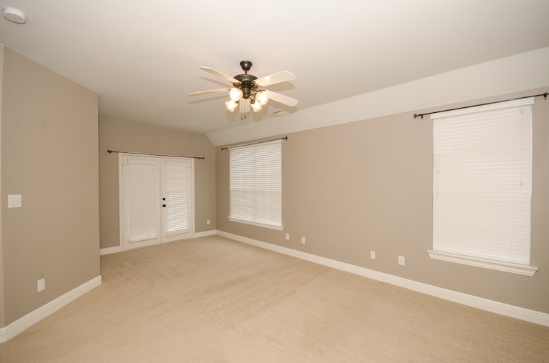 Photo 33 of 42 - 1819 Bristol Ln, Rockwall, TX 75032