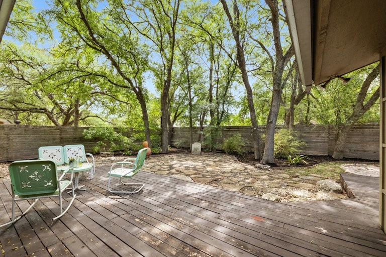 Photo 25 of 26 - 12904 Trailwood Rd, Austin, TX 78727