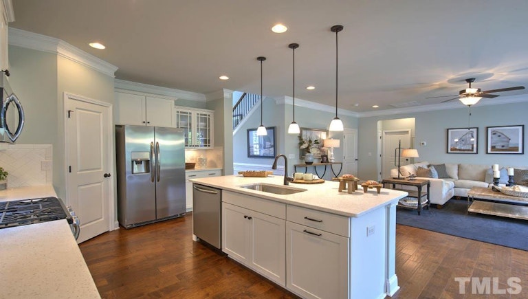 Photo 25 of 68 - 432 Bluffberry Way, Hillsborough, NC 27278