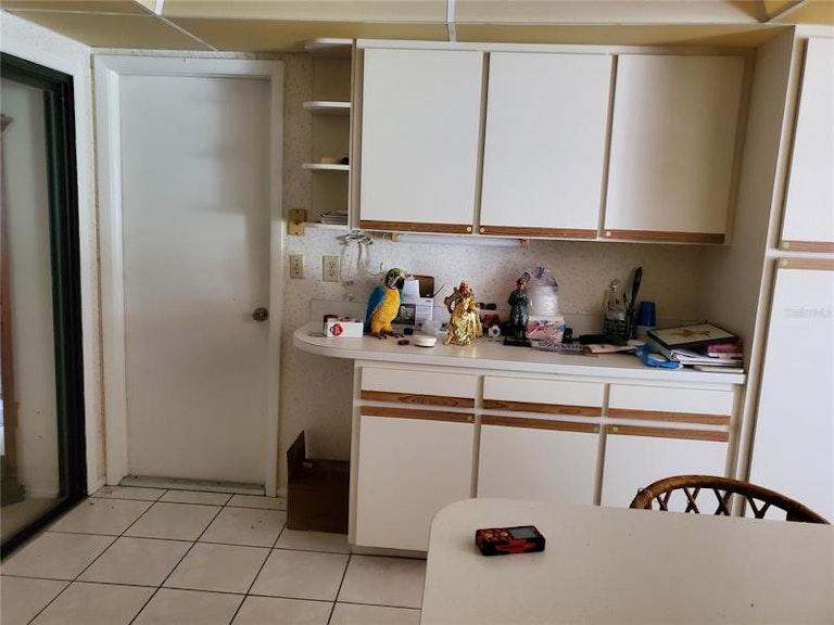 Photo 14 of 18 - 5414 Kenwood Dr, North Port, FL 34287