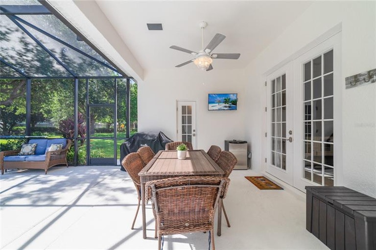 Photo 23 of 31 - 9524 Osprey Landing Dr, Orlando, FL 32832