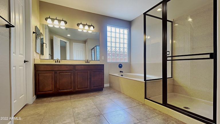 Photo 10 of 15 - 2472 E Mead Dr, Gilbert, AZ 85298