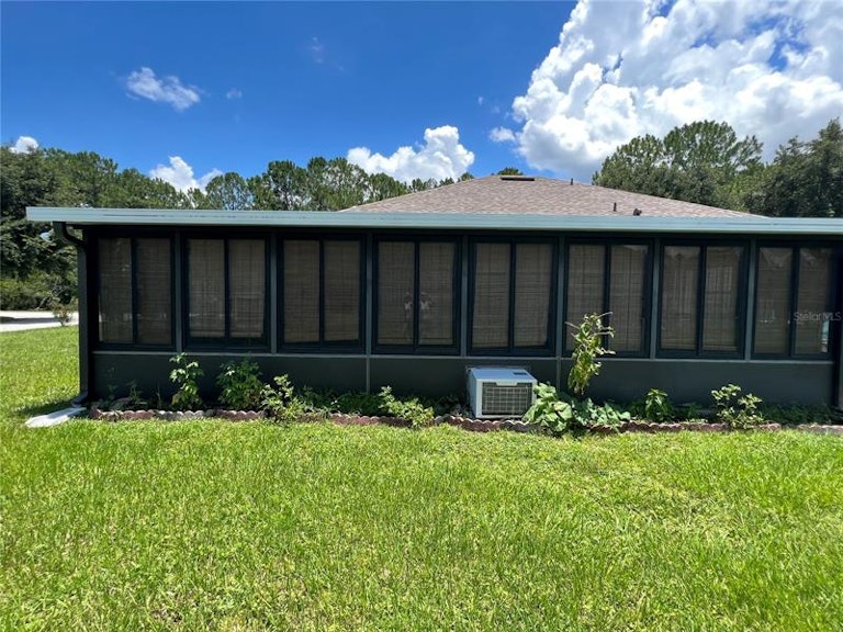 Photo 35 of 59 - 1028 Grand Reserve Dr, Davenport, FL 33837