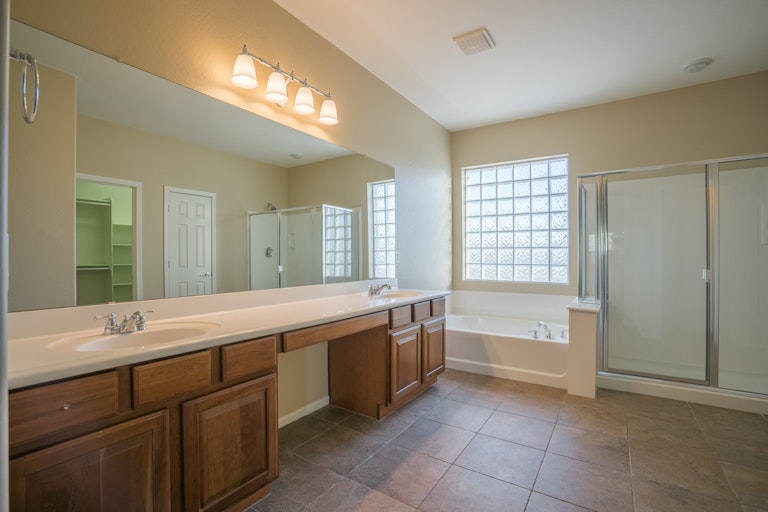Photo 19 of 35 - 17669 W Statler Dr, Surprise, AZ 85388