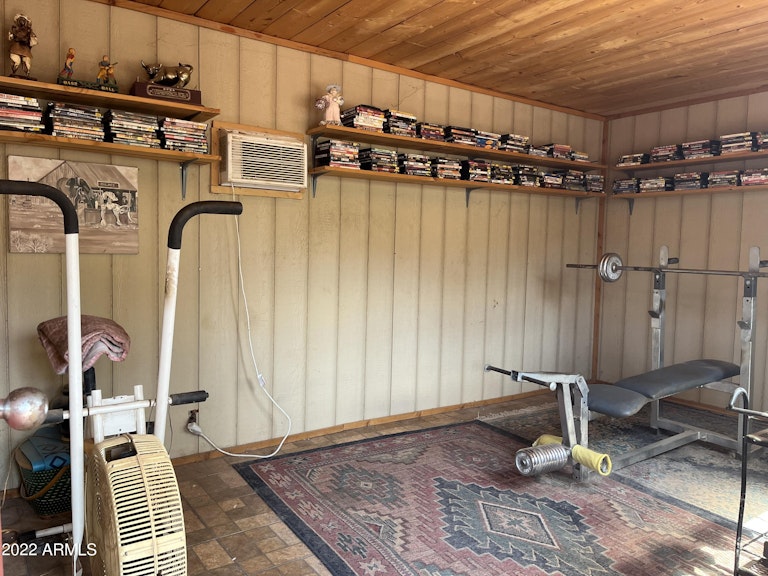Photo 24 of 49 - 9009 N 14th St, Phoenix, AZ 85020