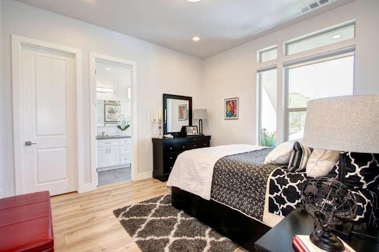 Photo 36 of 78 - 744 Oliver Ct, Folsom, CA 95630