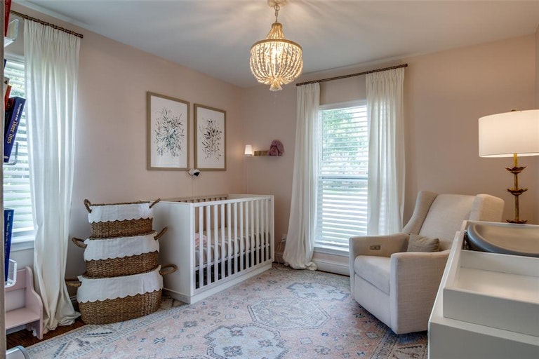 Photo 21 of 25 - 911 Fernwood Dr, Richardson, TX 75080