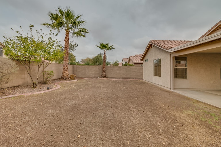 Photo 18 of 22 - 2416 S Navajo Way, Chandler, AZ 85286