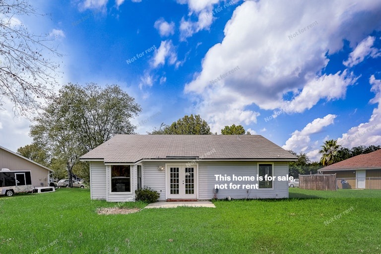 Photo 7 of 31 - 1937 Apopka Dr, Middleburg, FL 32068