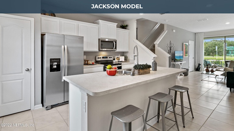Photo 3 of 26 - 8279 Zenith Cir, Jacksonville, FL 32256