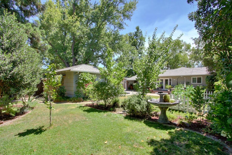 Photo 64 of 87 - 4501 Moddison Ave, Sacramento, CA 95819