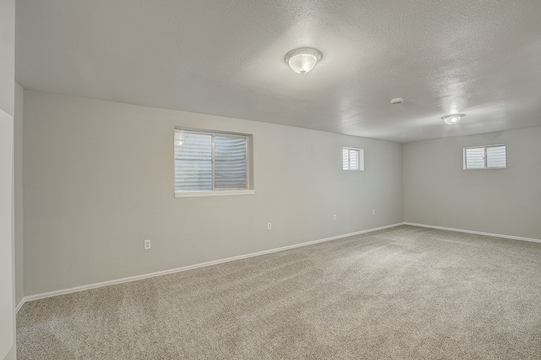 Photo 19 of 34 - 9491 W Hialeah Pl, Littleton, CO 80123
