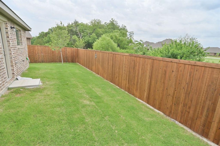 Photo 28 of 29 - 2903 Doggett Dr, Forney, TX 75126