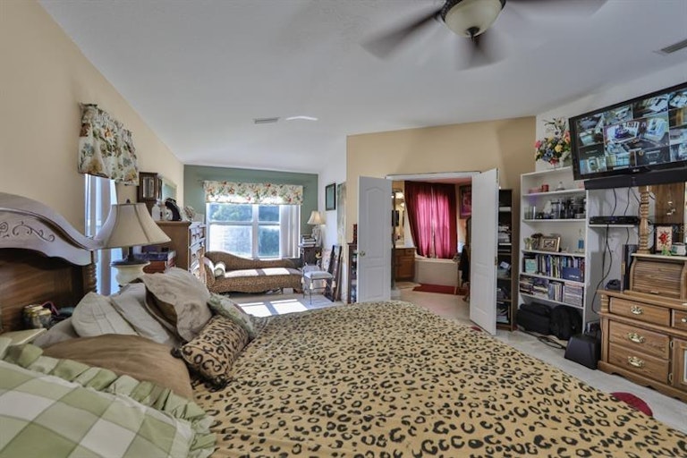 Photo 22 of 52 - 2930 Downan Point Dr, Land O Lakes, FL 34638