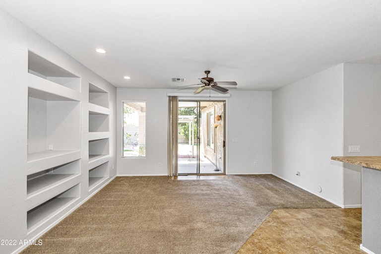 Photo 12 of 23 - 29919 N Little Leaf Dr, San Tan Valley, AZ 85143