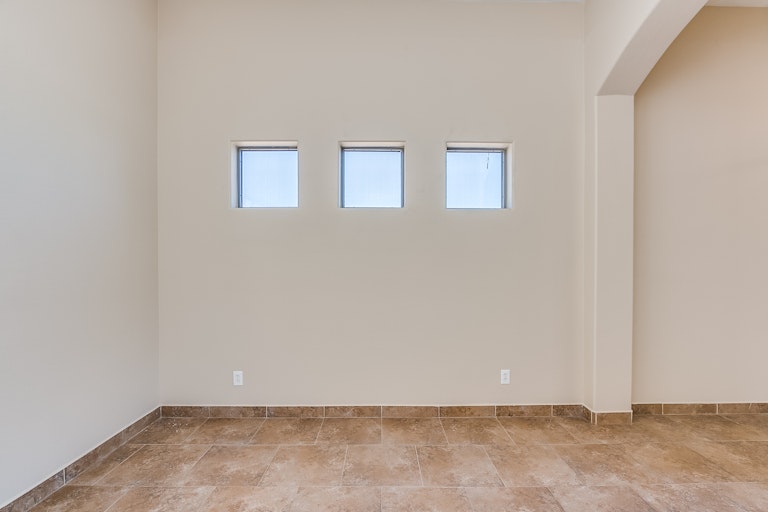 Photo 16 of 39 - 12566 W Cheery Lynn Rd, Avondale, AZ 85392