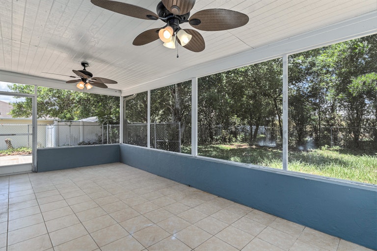 Photo 13 of 17 - 10153 Heathcliff St, Spring Hill, FL 34608