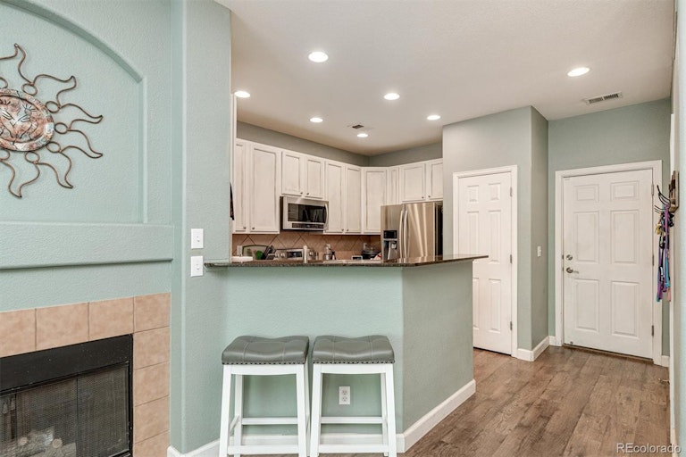 Photo 7 of 19 - 11287 Osage Cir Unit E, Northglenn, CO 80234