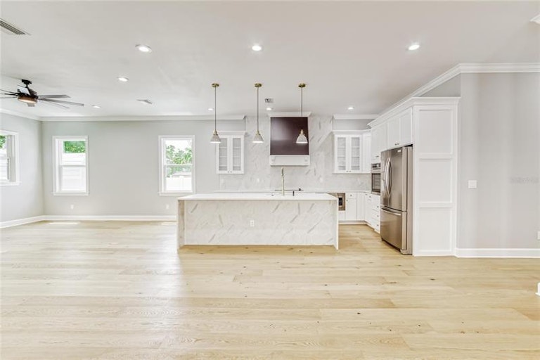 Photo 20 of 62 - 3108 W Cherokee Ave, Tampa, FL 33611