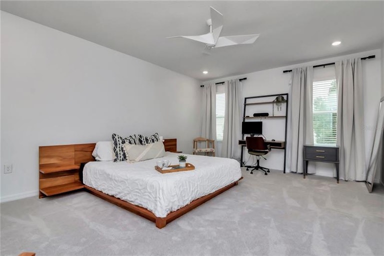 Photo 18 of 27 - 10918 Kidron Valley Ln, Tampa, FL 33625