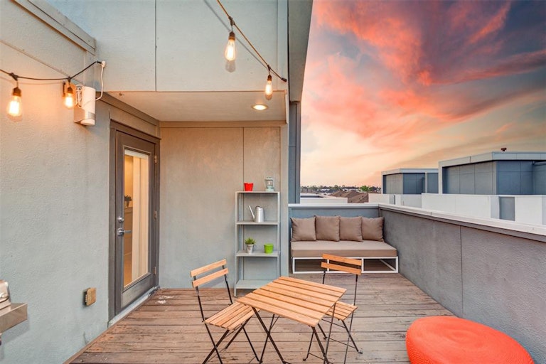 Photo 39 of 49 - 5638 Petty St Unit C, Houston, TX 77007