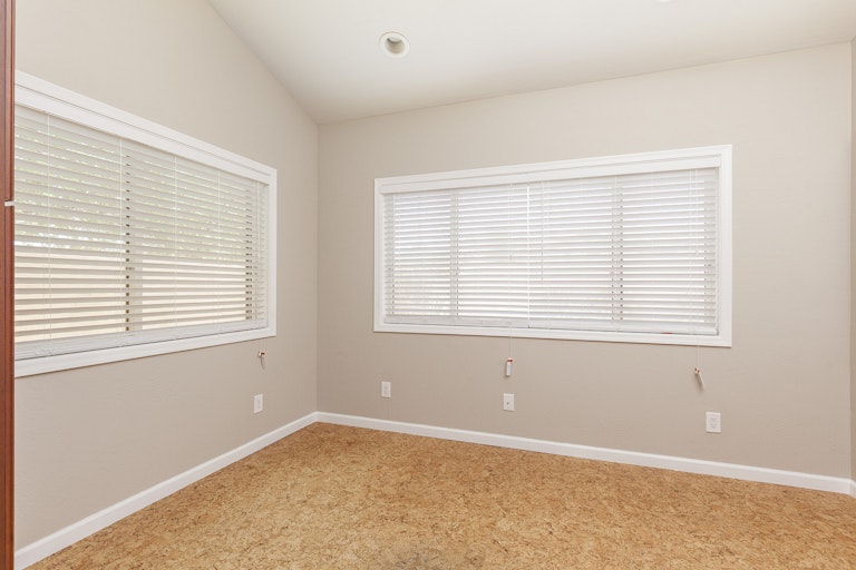 Photo 16 of 26 - 2539 E Carol Ave, Phoenix, AZ 85028