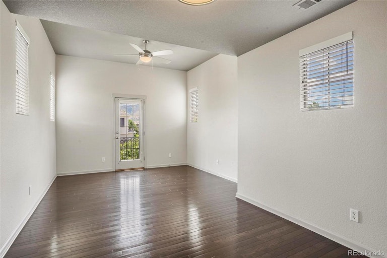 Photo 27 of 40 - 2252 S Loveland St, Denver, CO 80228