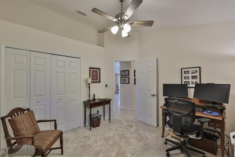 Photo 28 of 50 - 801 Seminole Sky Dr, Ruskin, FL 33570