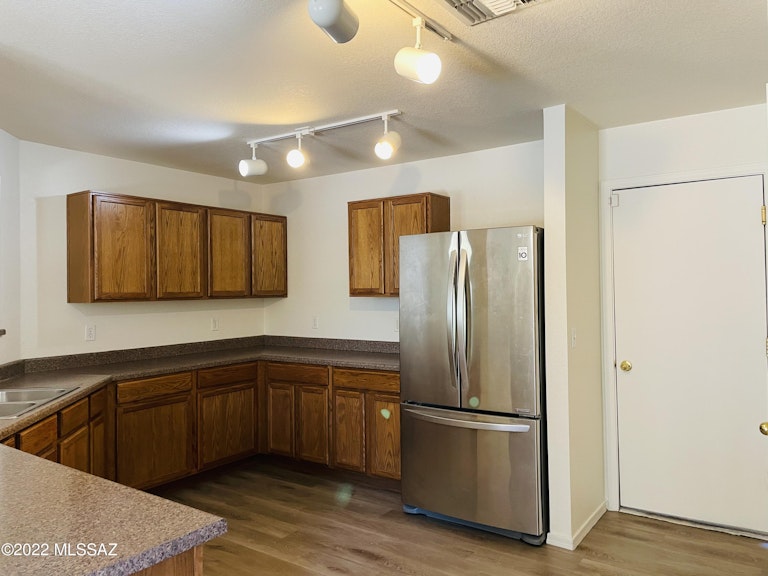 Photo 5 of 19 - 1074 W Sea Urchin St, Tucson, AZ 85704