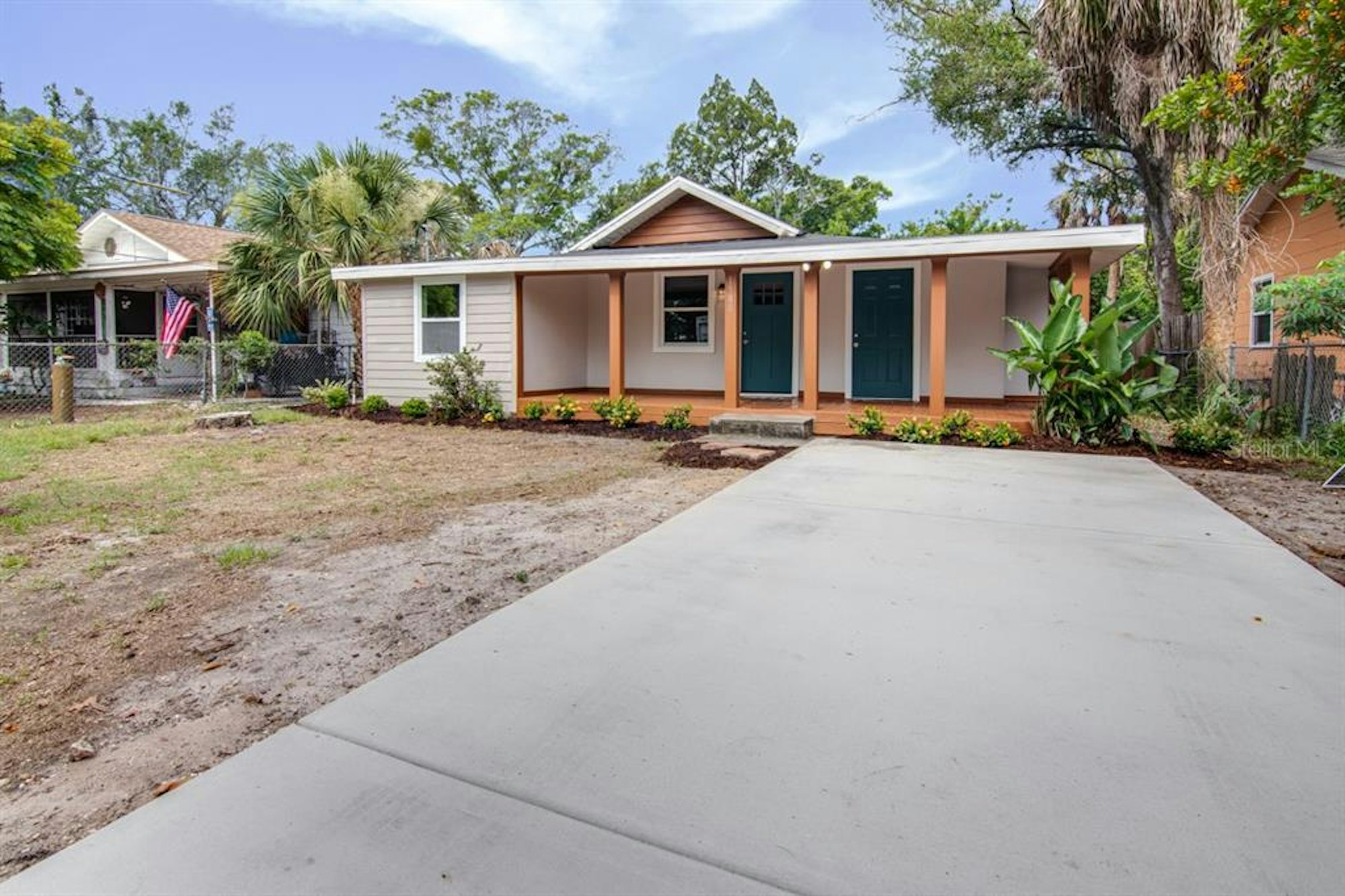 Photo 1 of 31 - 1580 Tioga Ave, Clearwater, FL 33756