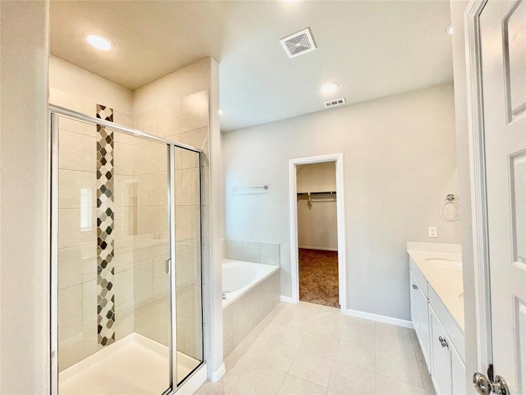 Photo 16 of 39 - 3209 Puffin Ln, Celina, TX 75009