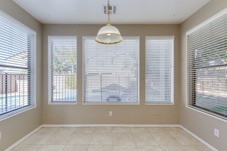 Photo 8 of 73 - 924 W Laurel Ave, Gilbert, AZ 85233