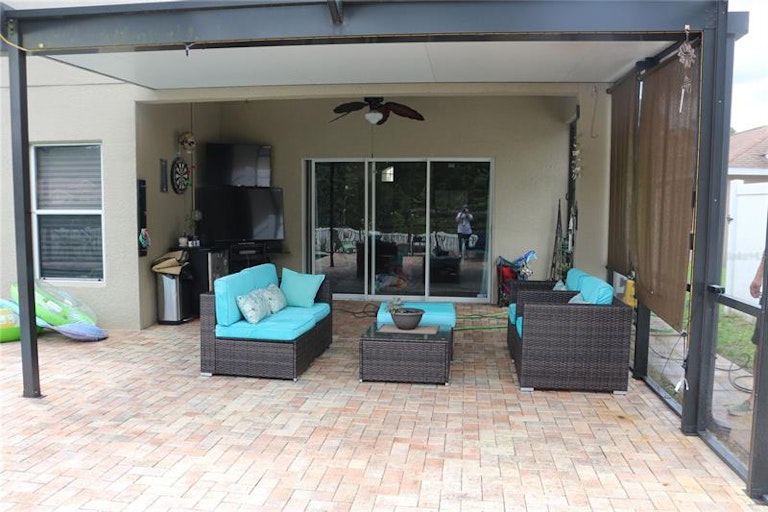 Photo 11 of 35 - 11423 Crisfield Pl, New Port Richey, FL 34654