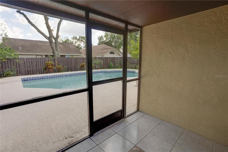 Photo 35 of 39 - 11007 Kenbrook Dr, Riverview, FL 33578