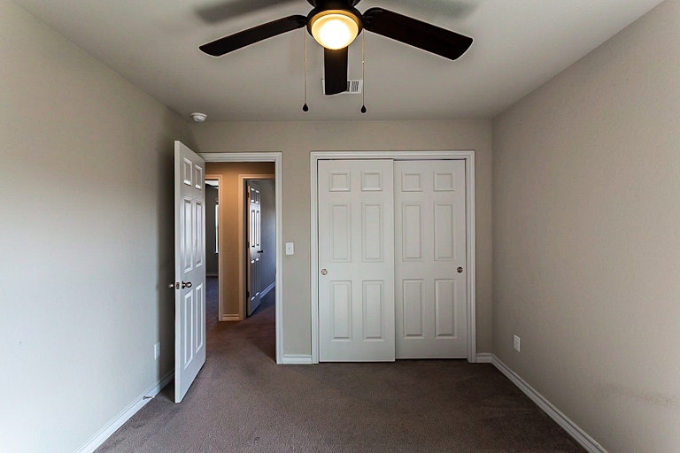 Photo 22 of 22 - 5602 Burr Blf, San Antonio, TX 78266
