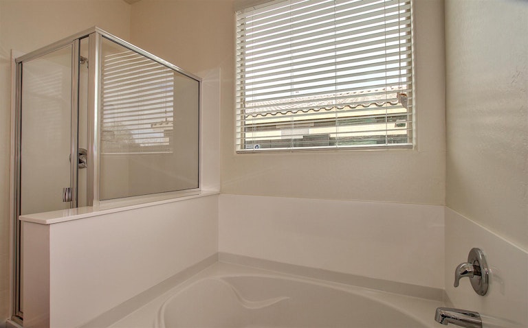 Photo 16 of 28 - 8121 S 23rd Dr, Phoenix, AZ 85041