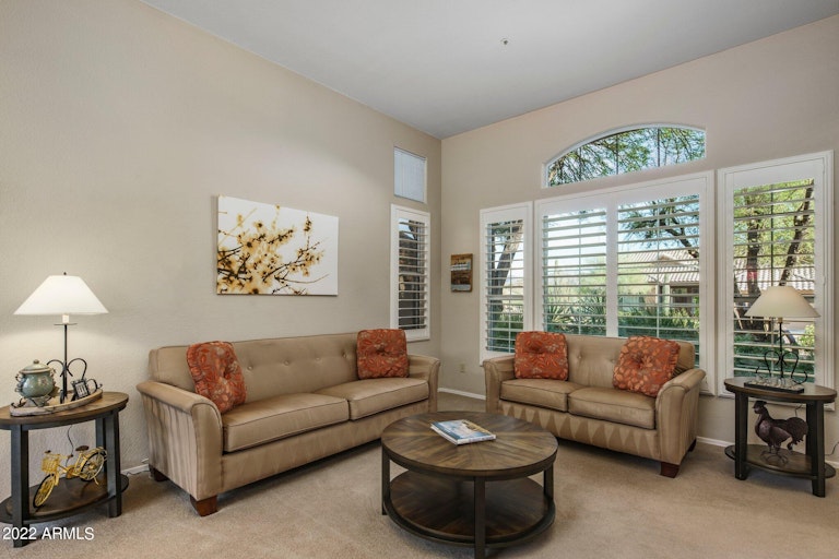 Photo 16 of 48 - 11100 E Greythorn Dr, Scottsdale, AZ 85262