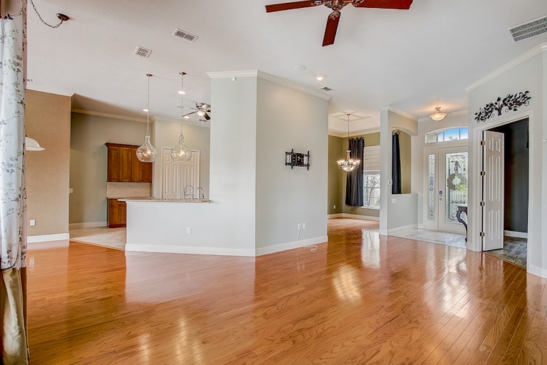 Photo 3 of 45 - 1460 Beacon Dr, Kissimmee, FL 34746